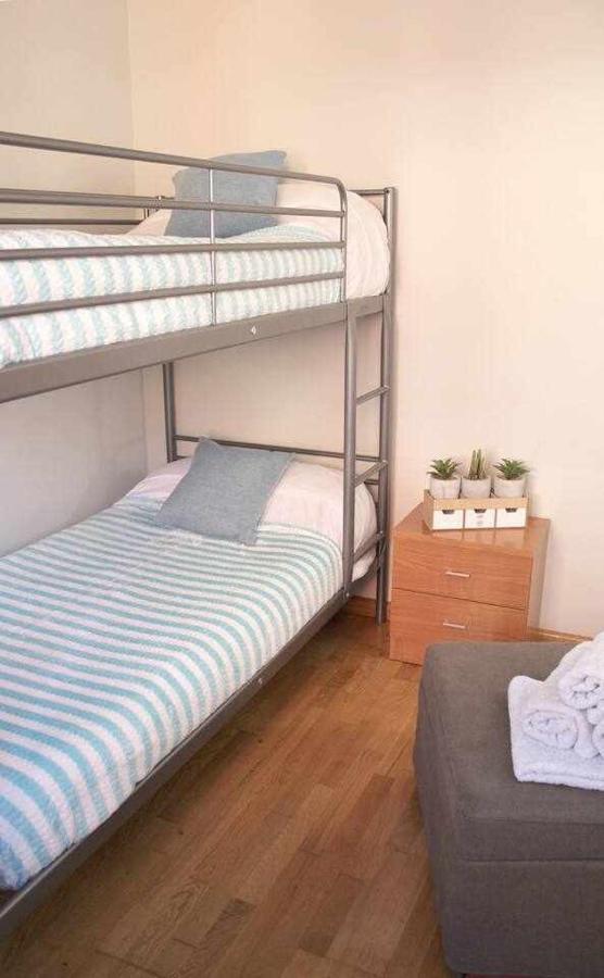 PISO EN LEON A 2km CASCO HISTÓRICO DESAYUNO INC Apartamento Exterior foto